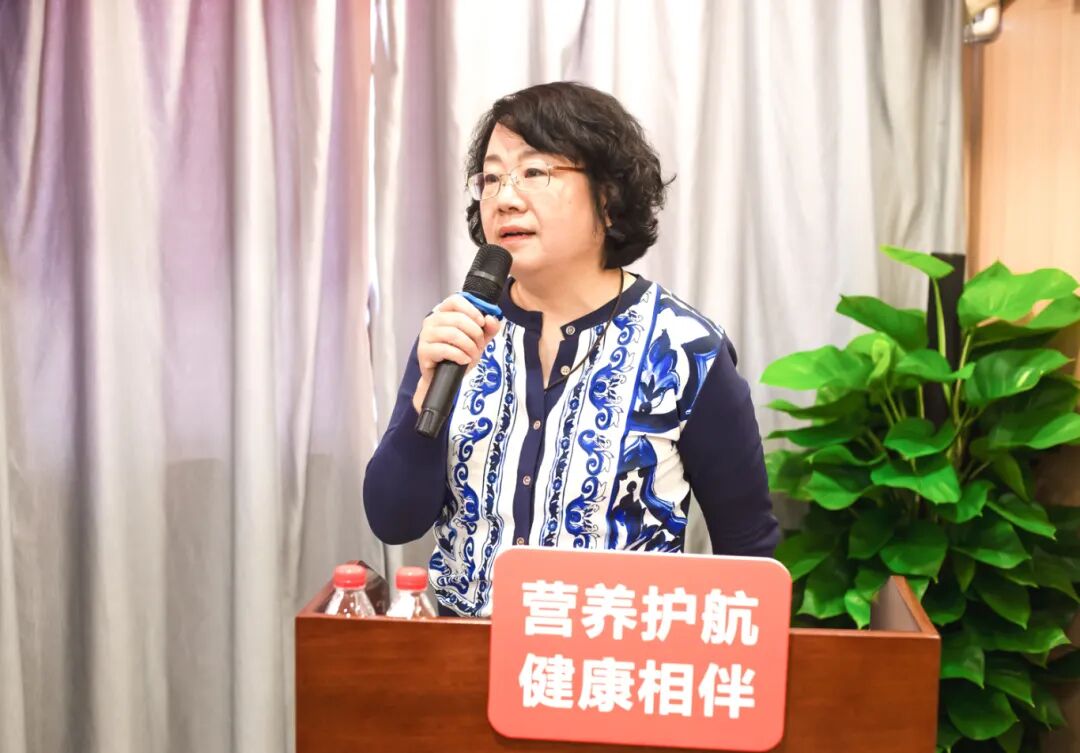复星基金会携手复红康合捐赠酶解米糊，为患者提供康复营养支持