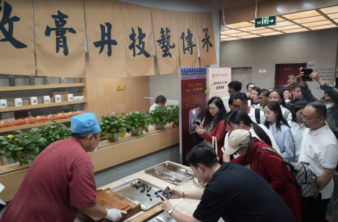 暖心，更赋能！这场特别的北京之旅，为“暖心村医”充电