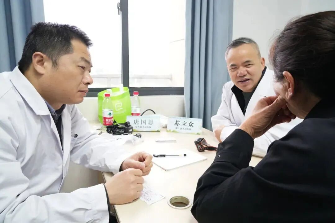 “名医下乡”浙江安吉行，16位专家开展义诊、带教公益活动