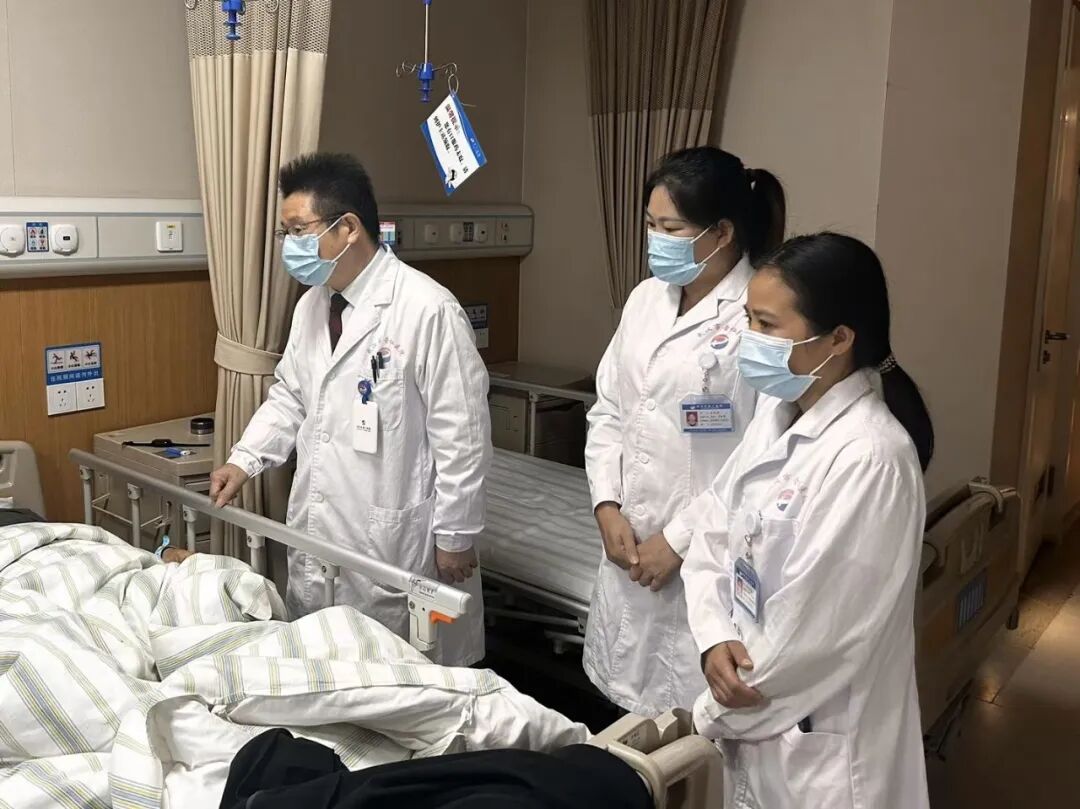 助天下 在路上 | “一县一策”夯实海南白沙县乡村健康根基
