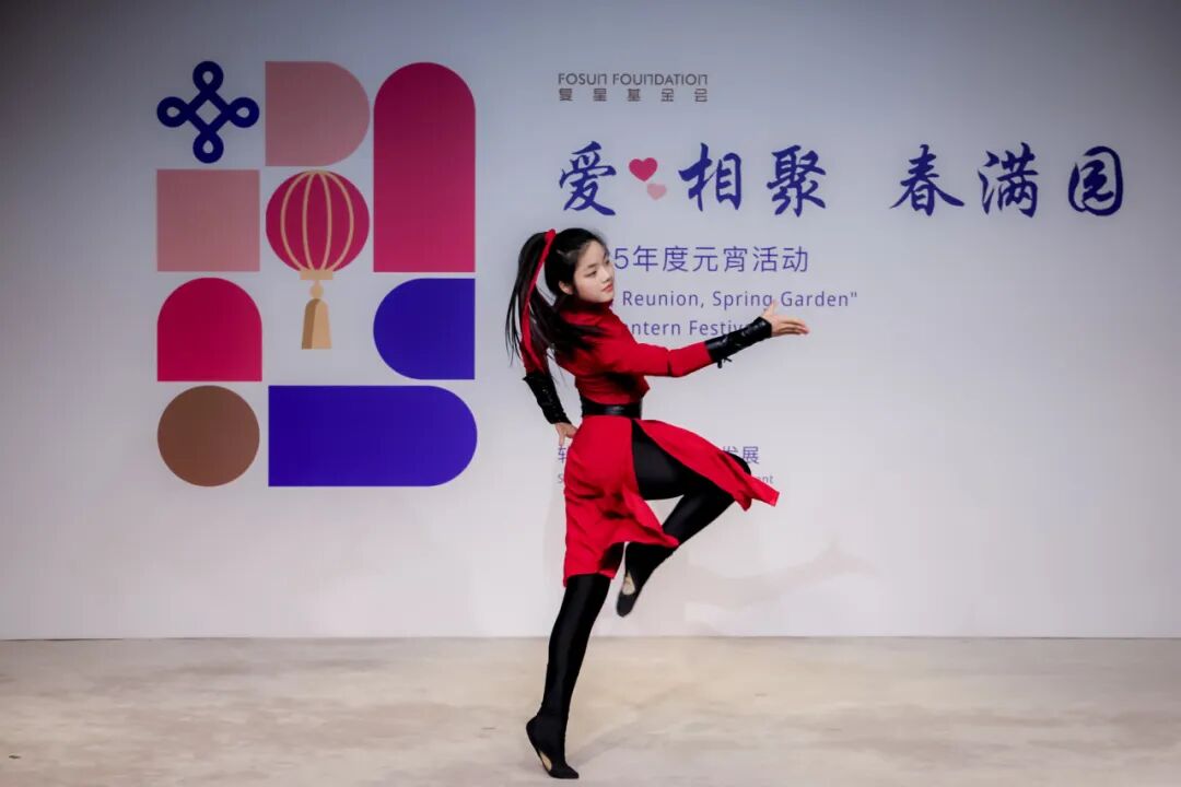 “创作这首歌用了十分钟” 这台不输春晚的学生演出有啥看点