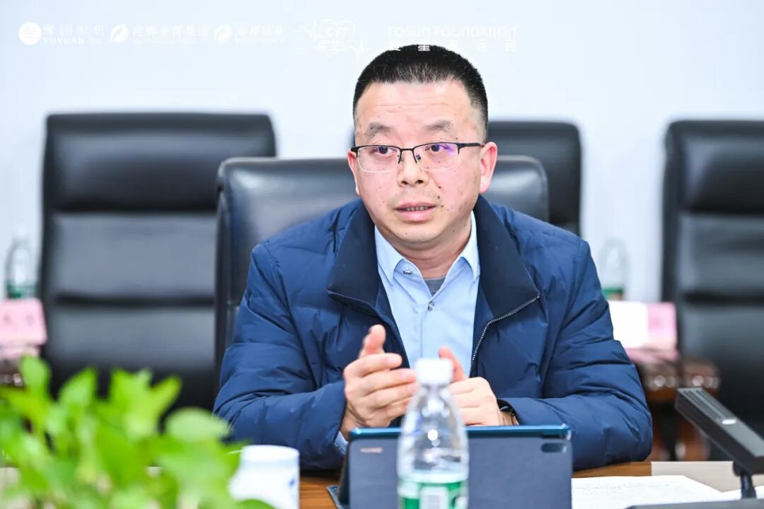 助天下 在路上 | 新年第一站：四川射洪，复星全球合伙人组团走访村卫生室 共话基层医疗发展