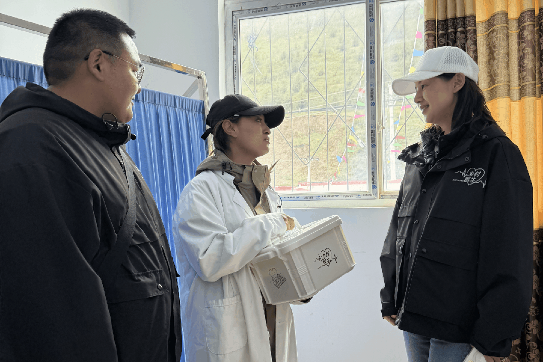 @上海市工商联文化商会所有会员 乡村医生项目邀您共助发展