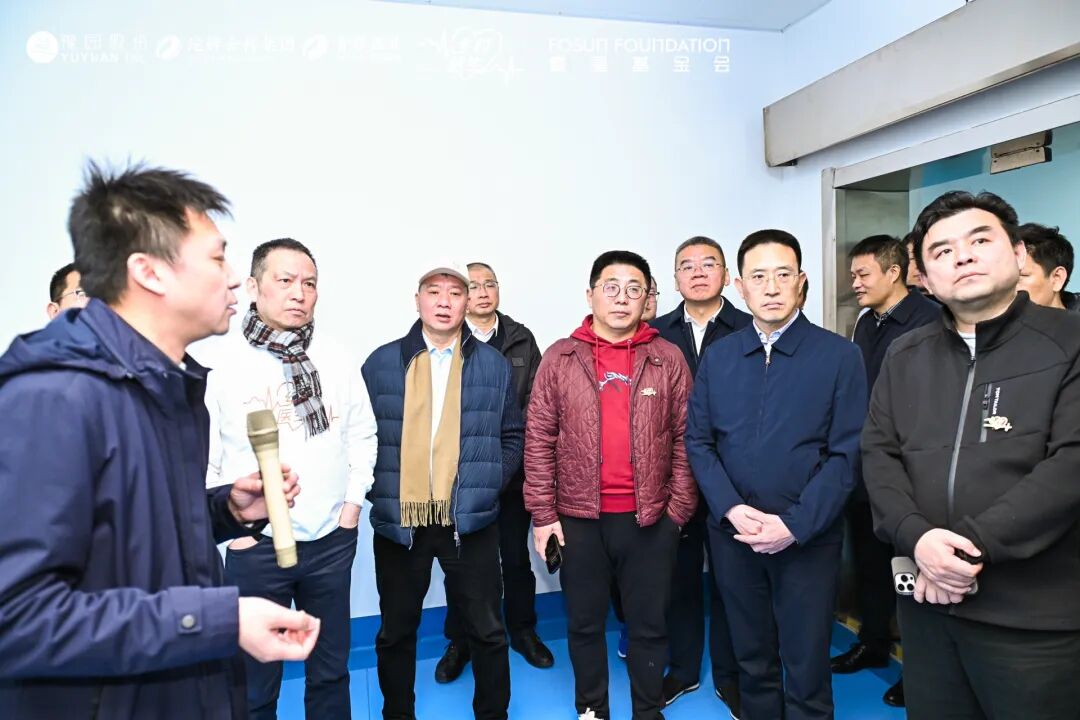 助天下 在路上 | 新年第一站：四川射洪，复星全球合伙人组团走访村卫生室 共话基层医疗发展