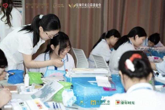 豆蔻花开正当时｜豆蔻海南保亭公益行，为青春成长护航