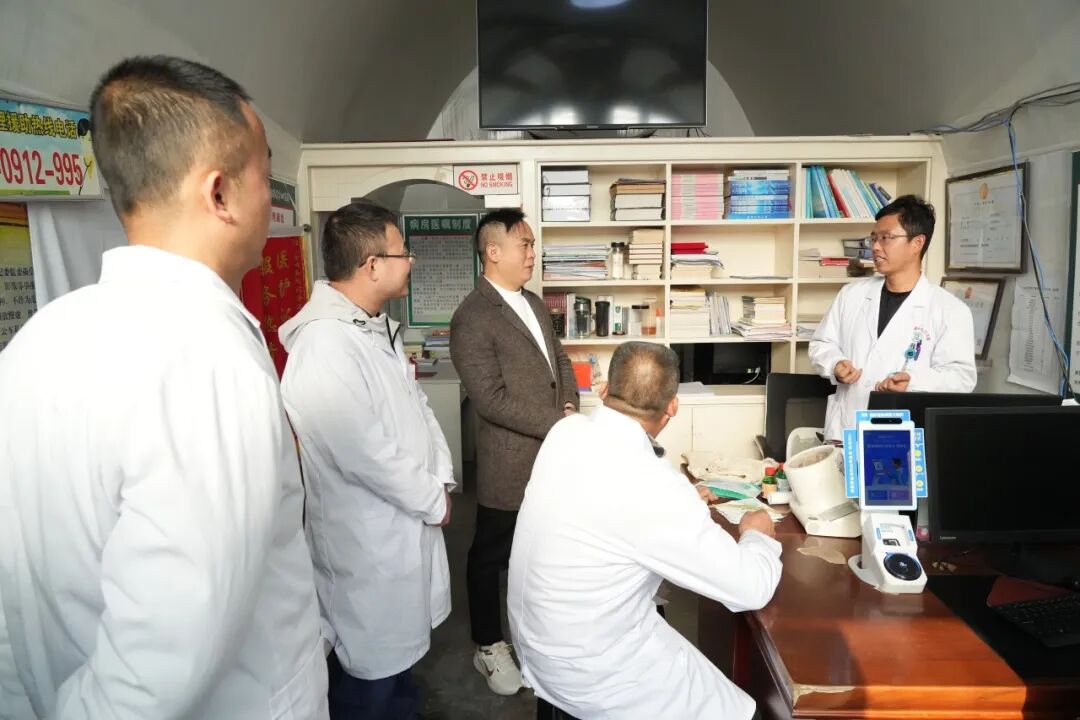 出发!“乡村振兴健康公益行”首站来到陕西清涧 出发!“乡村振兴健康公益行”首站来到陕西清涧