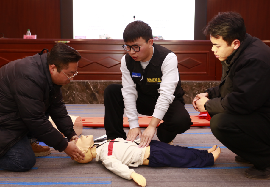 复星基金会为甘肃东乡100名村医开展防灾备灾培训