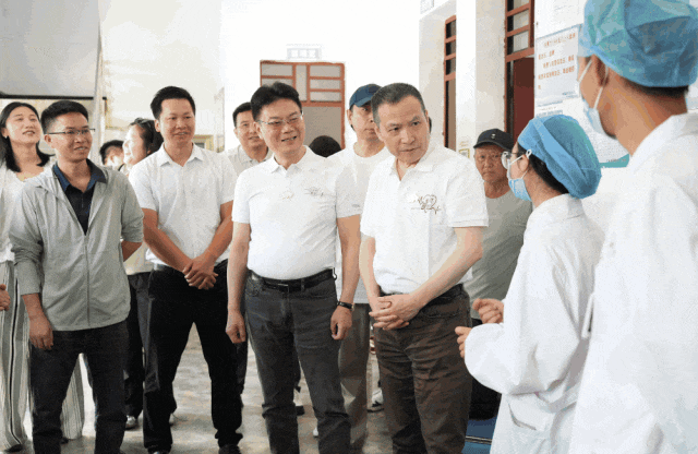 助医+助学,“乡村振兴健康公益行”第二站来到云南广南 助医+助学,“乡村振兴健康公益行”第二站来到云南广南