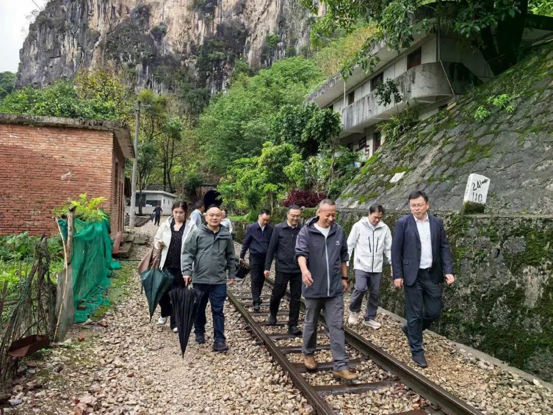 助天下 在路上｜走访老友，“八年长跑”助推云南屏边基层医疗发展